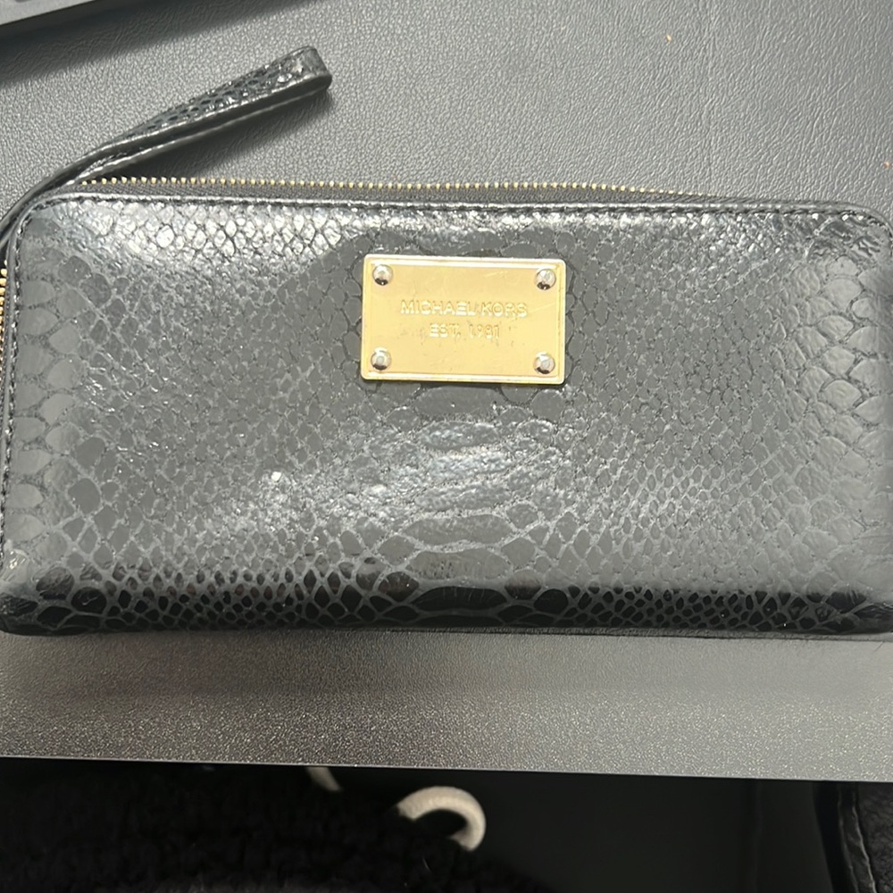 Michael Kors wallet